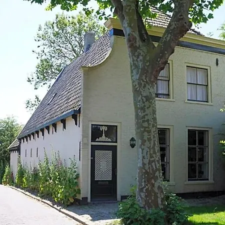 Pastorie Bed & Breakfast De Waal